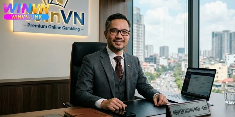 Tác giả đang trực tiếp giám sát hệ thống vận hành tại phòng kỹ thuật